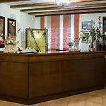 Hotel Ribera Del Corneja Navacepedilla de Corneja