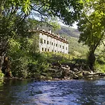 Hotel Ribera Del Corneja 4*