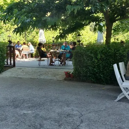 ホテル Ribera Del Corneja Navacepedilla de Corneja