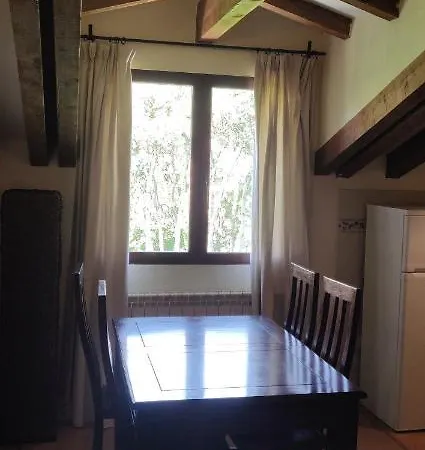 Ribera Del Corneja Hotel