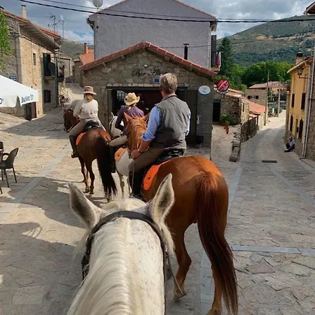 Ribera Del Corneja Szálloda Navacepedilla de Corneja
