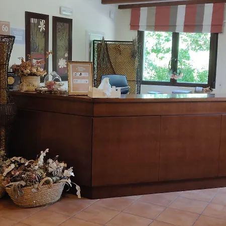 Ribera Del Corneja Hotell