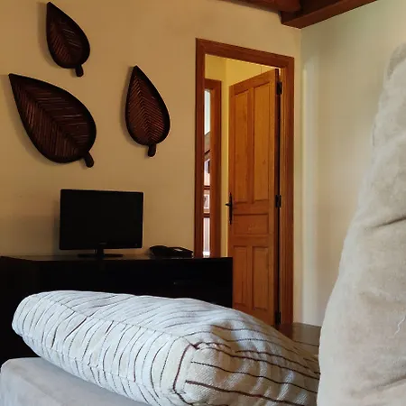 Ribera Del Corneja Hotell