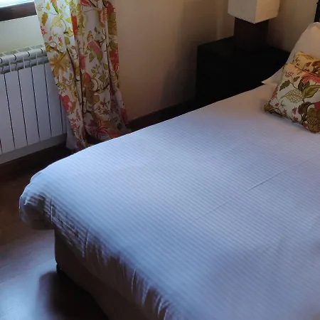 Ribera Del Corneja Hotell Navacepedilla de Corneja