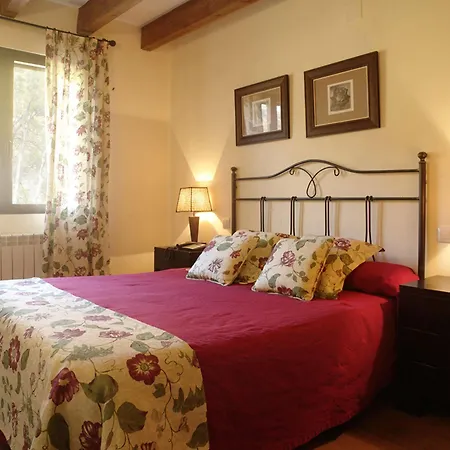 Hotel Ribera Del Corneja 4*