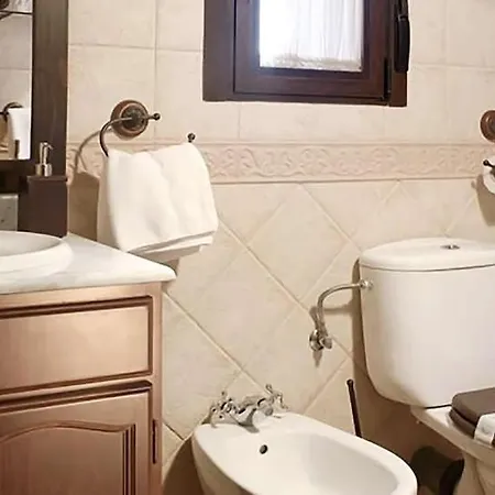 Ribera Del Corneja Hotel 4*